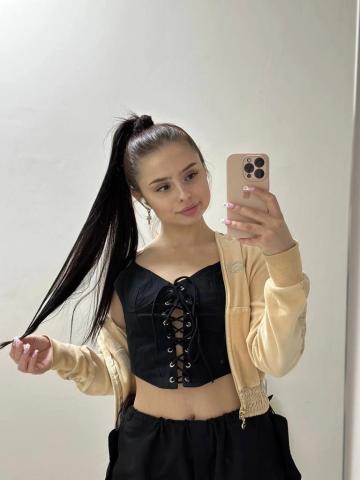 Лаура фото 3